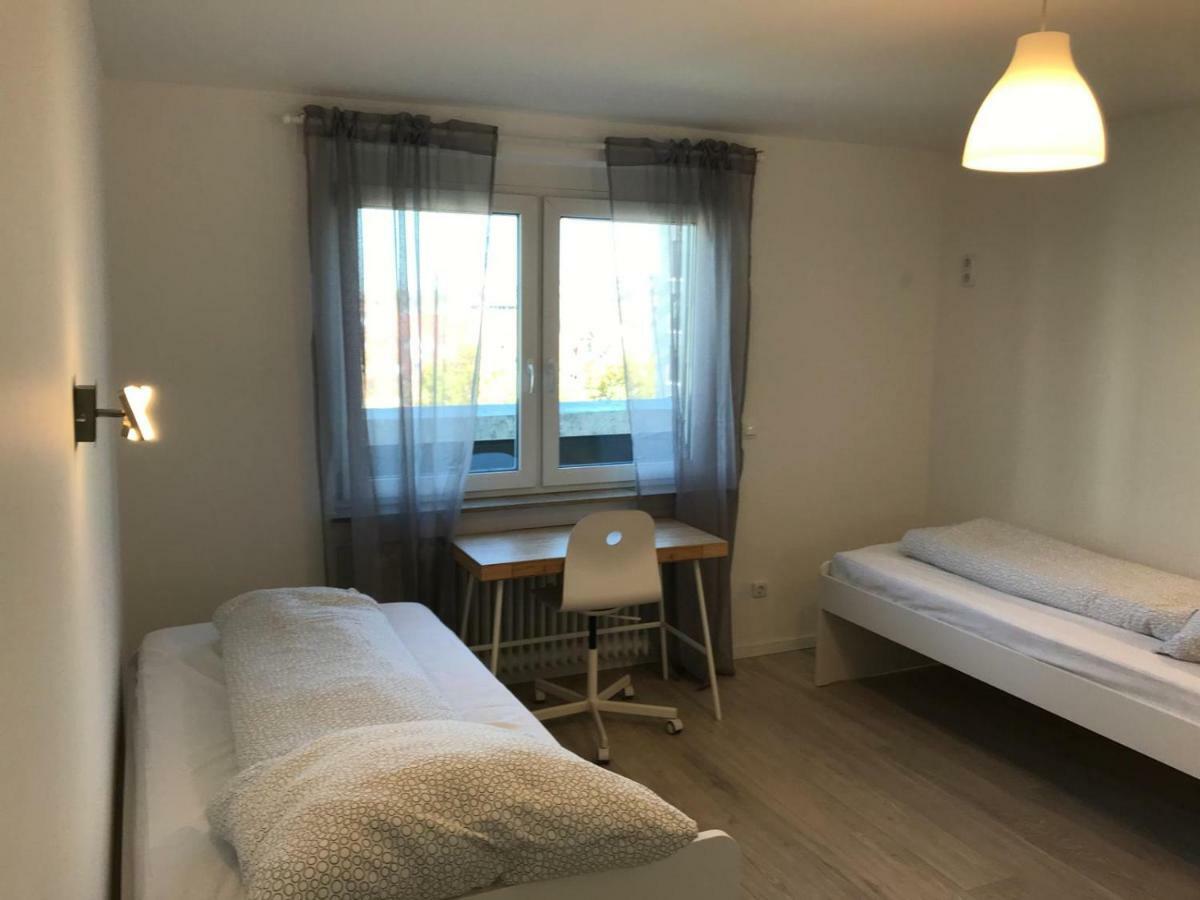 Pension Qmt Reutlingen Dış mekan fotoğraf